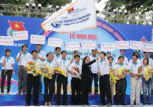 កម្មវិធីបញ្ញាវ័ន្តវិទ្យាសាស្ត្រវ័យក្មេងស្ម័គ្រចិត្តឆ្នាំ ២០១៤